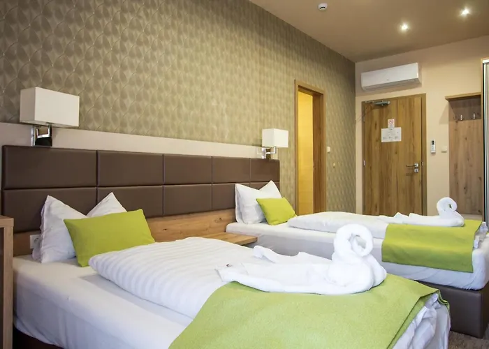 Veres Bed & Breakfast 4*